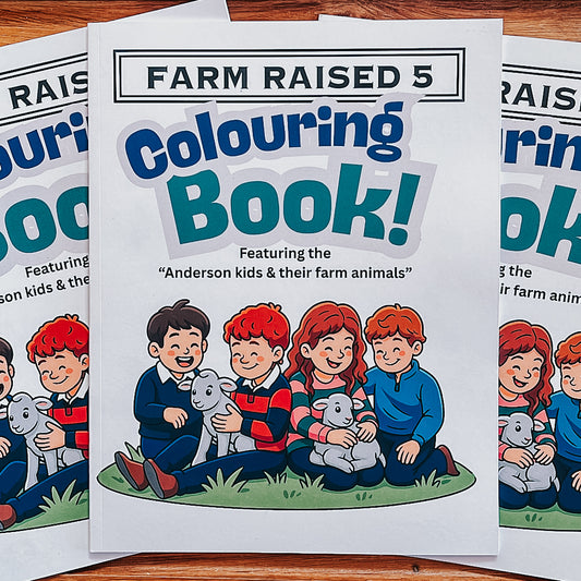 COLOURING BOOK - ANIMALS